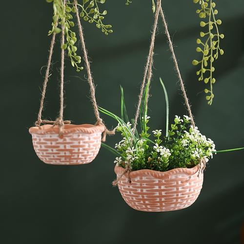 草编吊兰花盆 自然与美学的完美融合